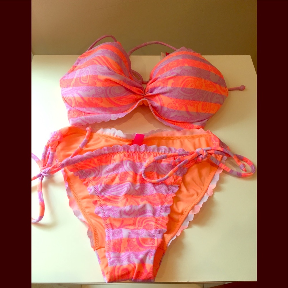 NWOT Victoria’s Secret Bikini